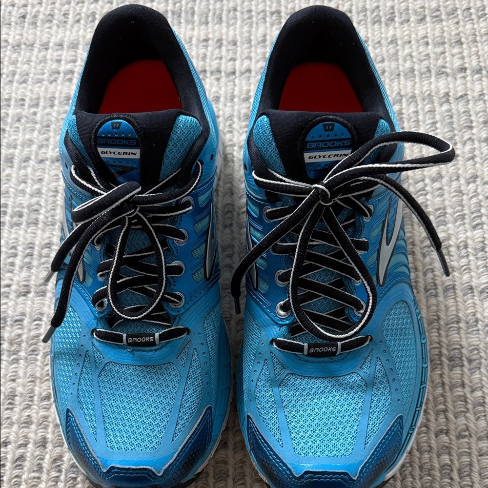Almost New Brooks Women's Glycerin Athletic Shoes in Blue and Black